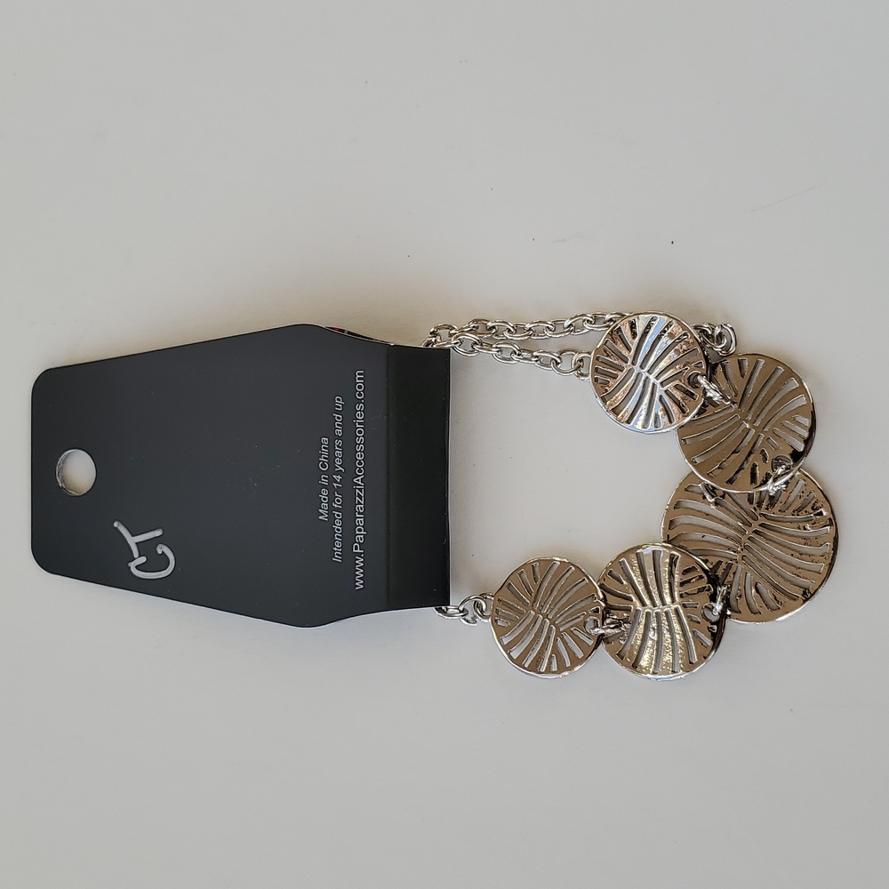 Boutique Paparazzi Sun Dial Silver Tone Adjustable Bracelet - Picture 4 of 5